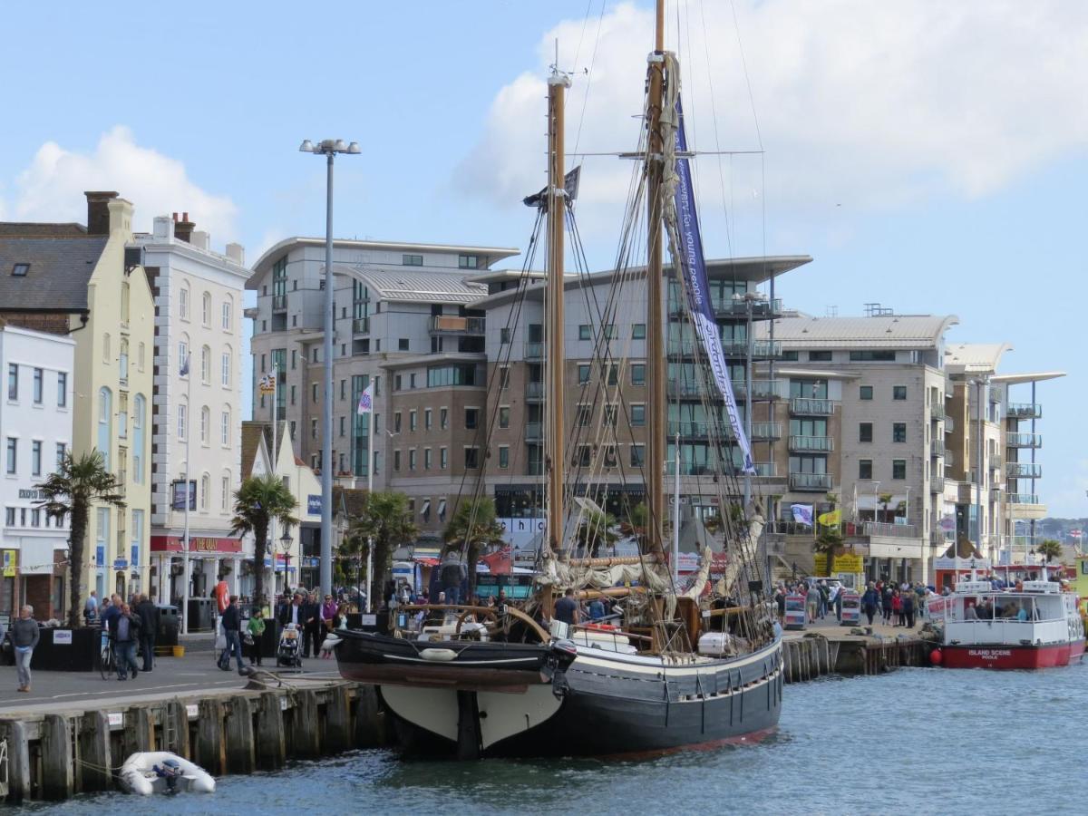 Custom House Poole - Overlord Chamber Exterior foto